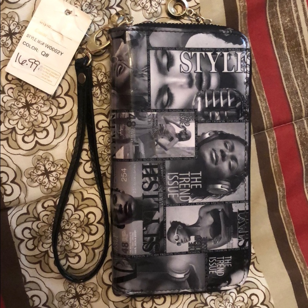 New Stylish wristlet wallet magazine pics